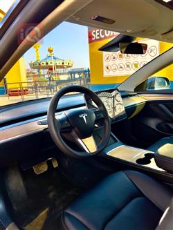 تسلا موديل 3